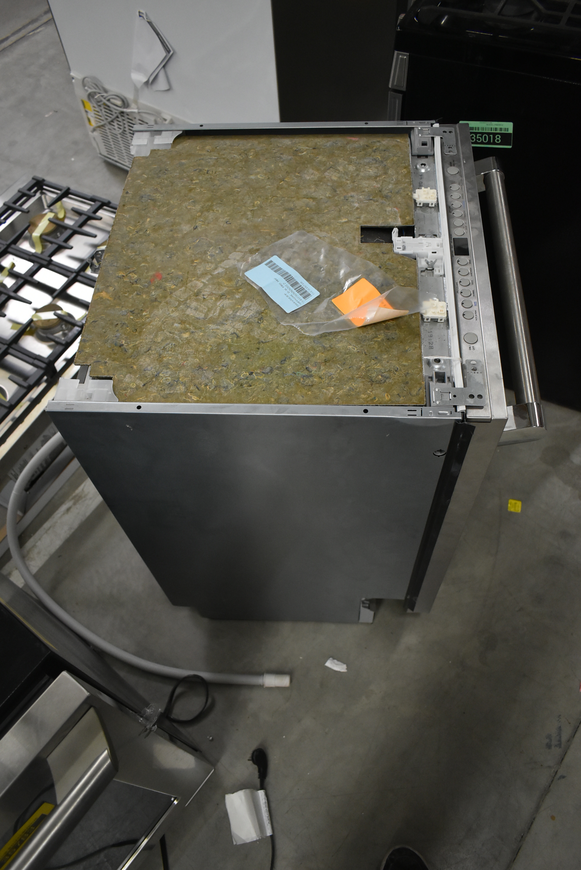 Thermador DWHD650JFP 24" Stainless Fully Integrated Dishwasher 35810