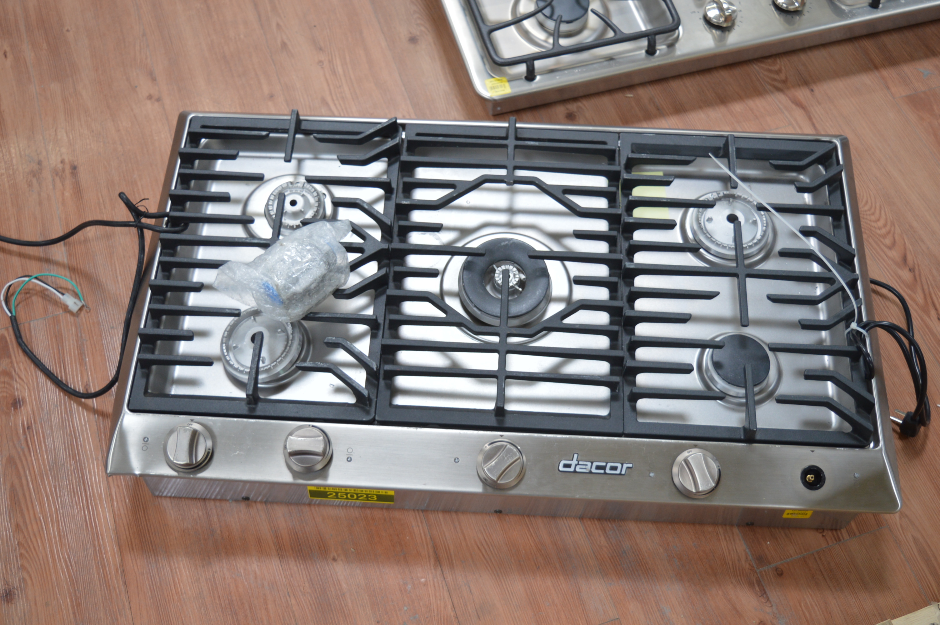 Dacor Dct365sng 36 Stainless 5 Burner Gas Built In Cooktop