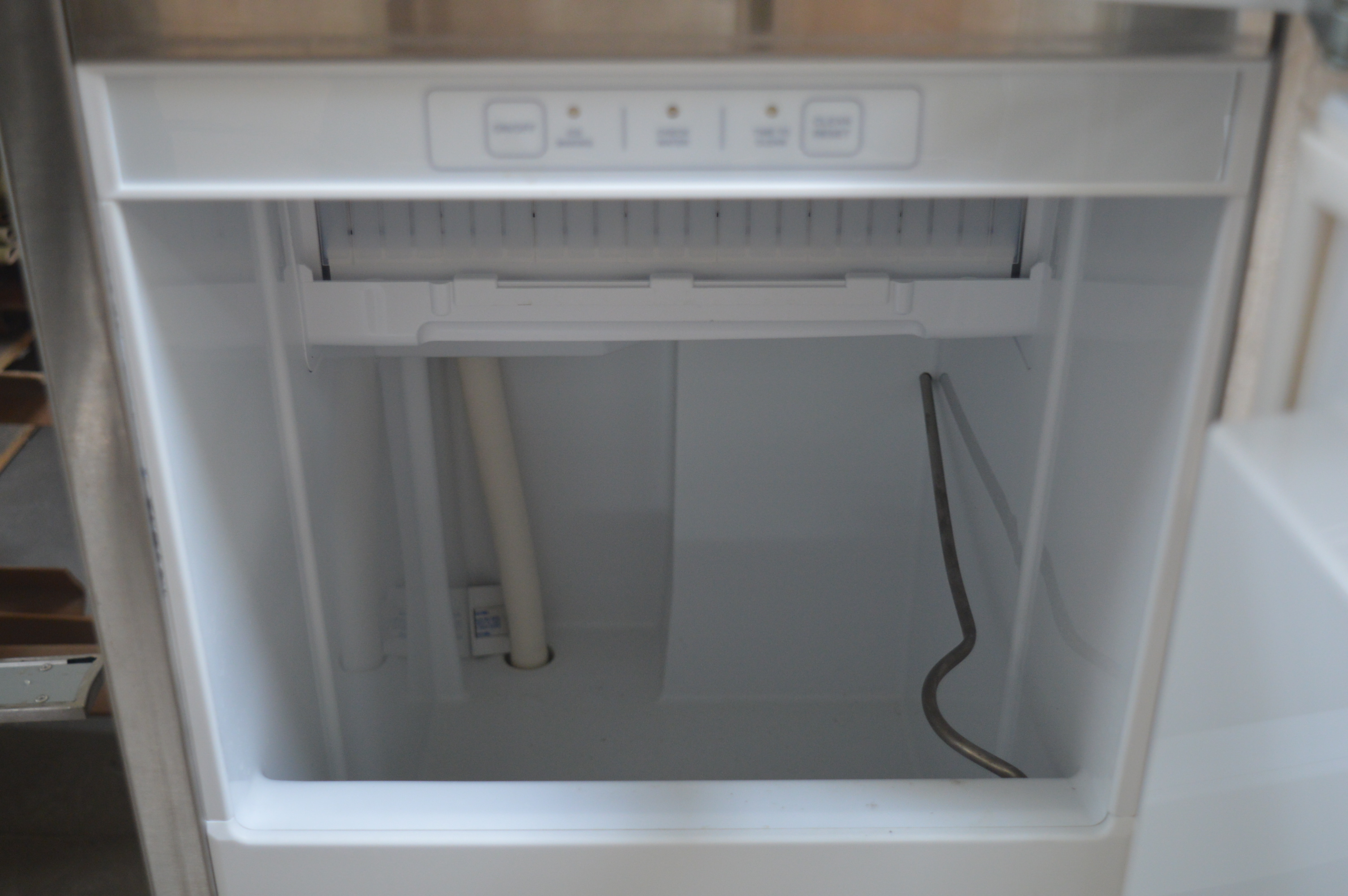 Viking FGIM515 15" Custom Panel BuiltIn Ice Maker NOB 28653 HRT