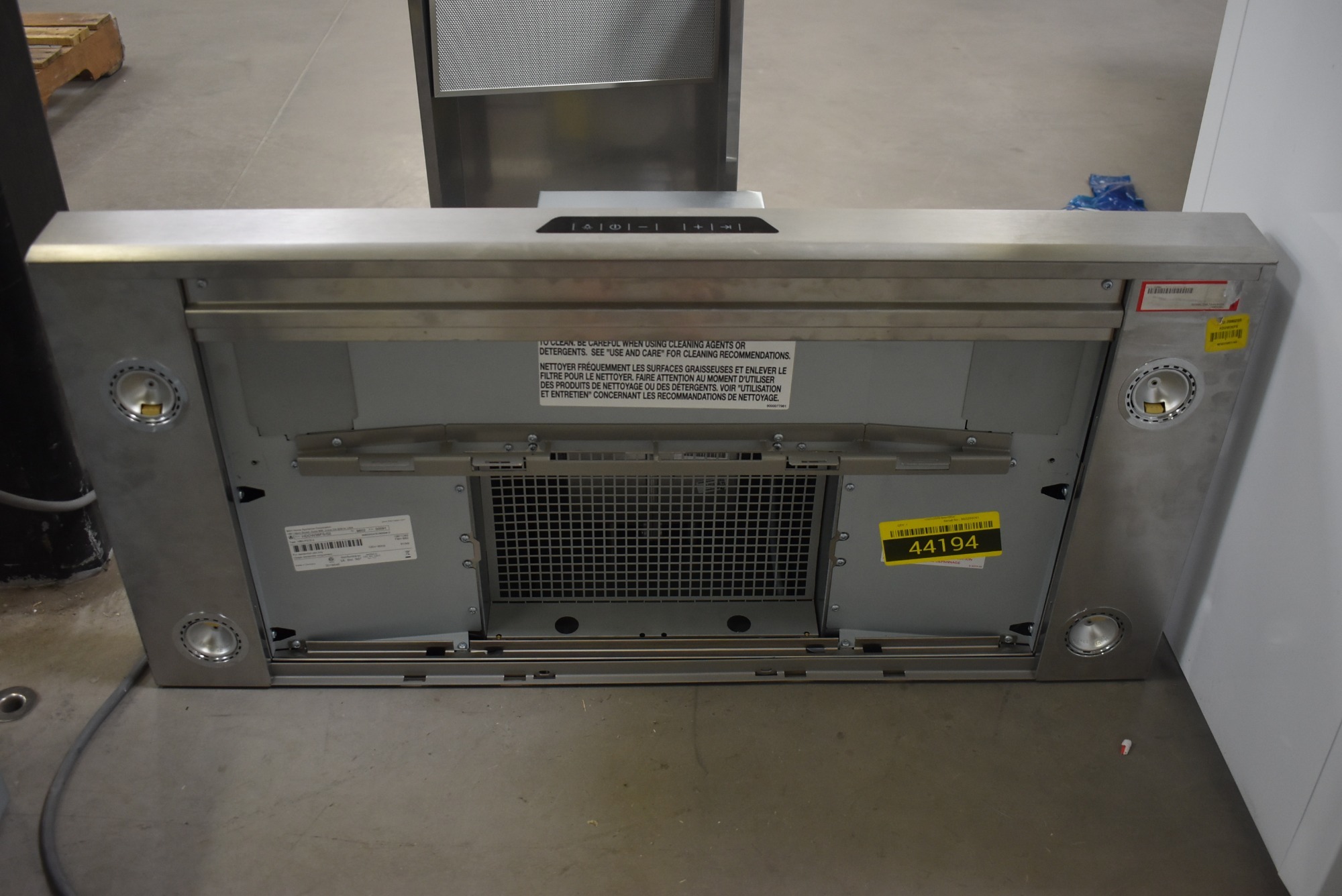 Thermador HDDW36FS 36" Stainless Wall Chimney Range Hood NOB 44194 HRT