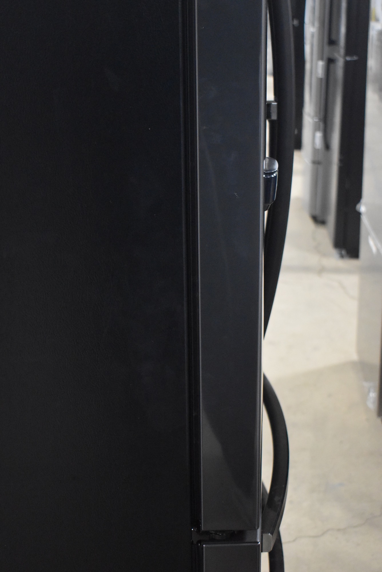 Samsung RF28R7351SG 36" Black Stainless French Door Refrigerator NOB