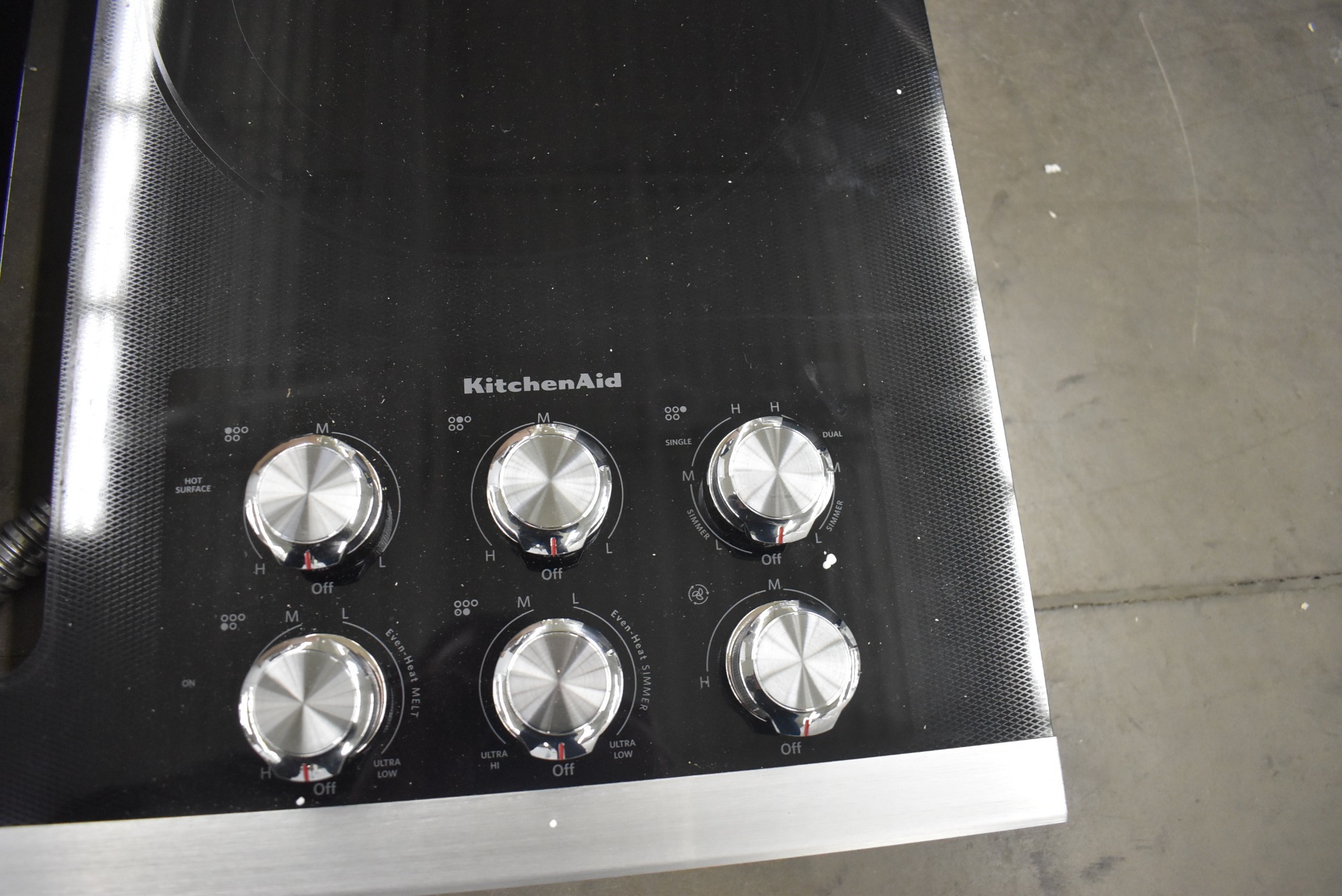 Kitchenaid Kced606gss 36 Black Downdraft Electric Cooktop Nob