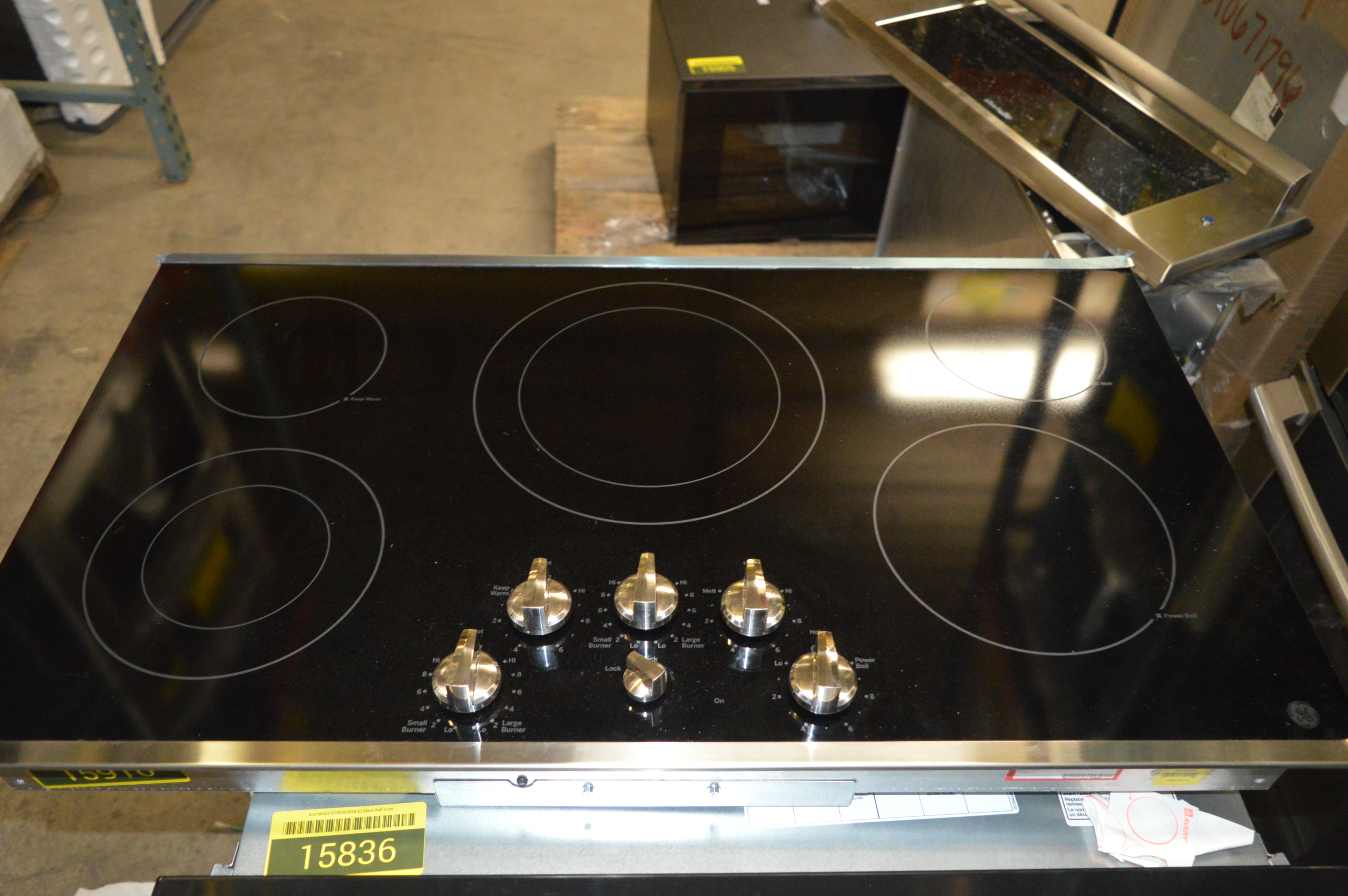GE JP3536SJSS 36" Stainless Smoothtop Electric Cooktop NOB 15910